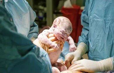 在新加坡生孩子是怎样的体验？高龄产妇育儿记