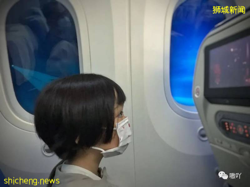 为了回新加坡,一家3口买高价票,隔夜中转28小时