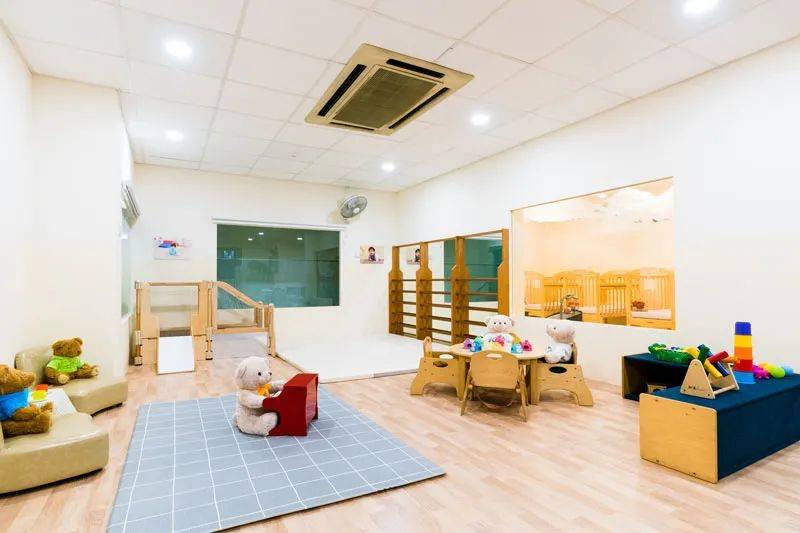 揭秘!新加坡神秘的托婴中心,2个月新生儿也收!靠谱吗