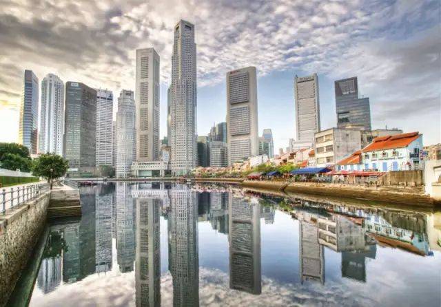 中國的互聯網人，爲什麽要去新加坡工作