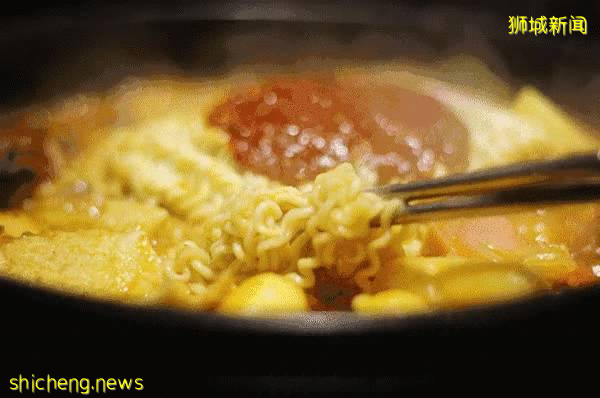 在新加坡留学的你们还好吗?先来一碗泡面保命吧