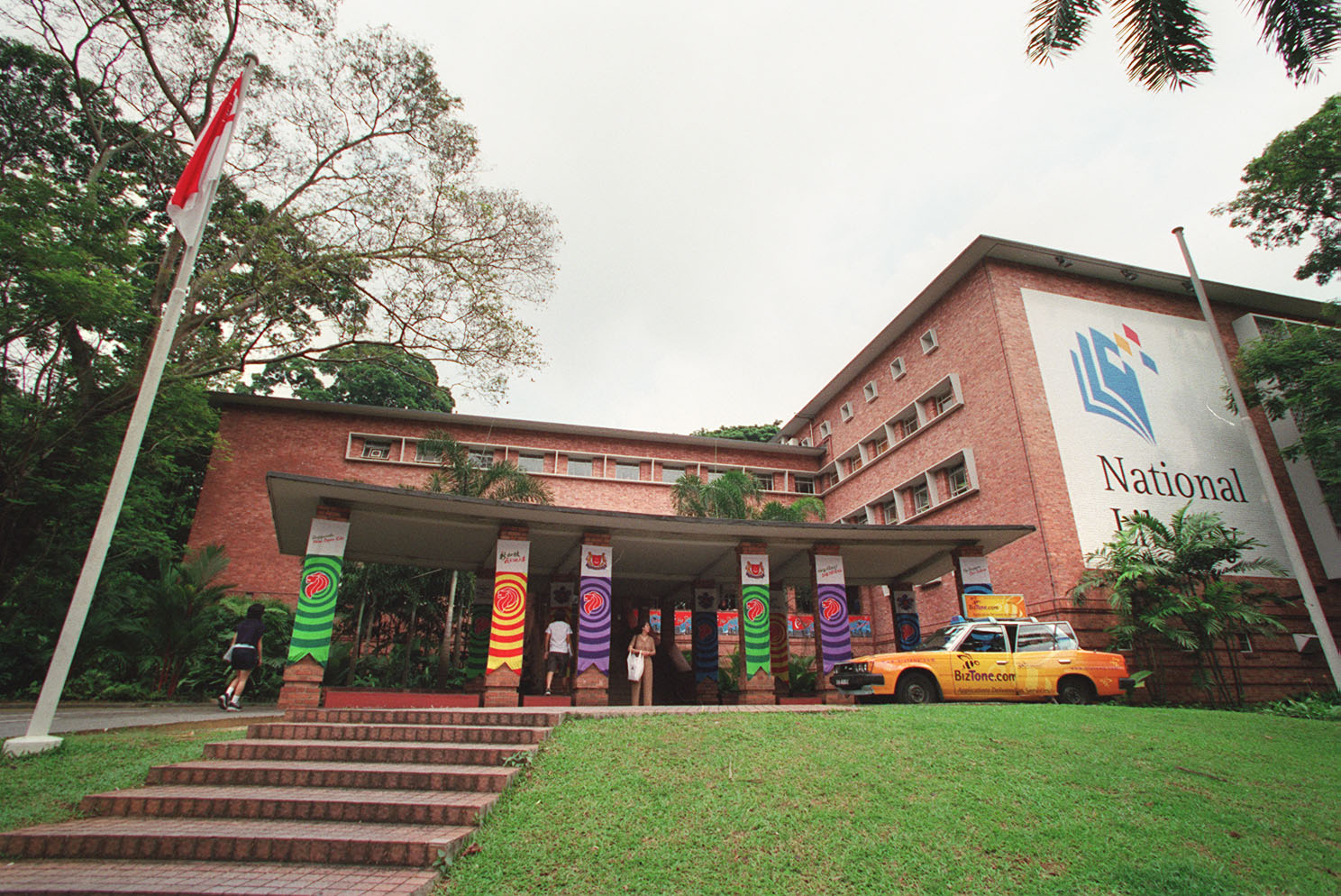 被拆掉的52年，新加坡快变“新假坡”？