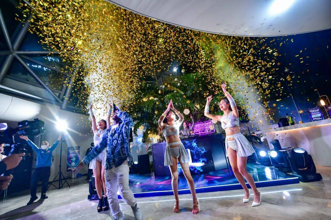 中国这个城市的跨年狂欢夜,让新加坡的我们太羡慕了