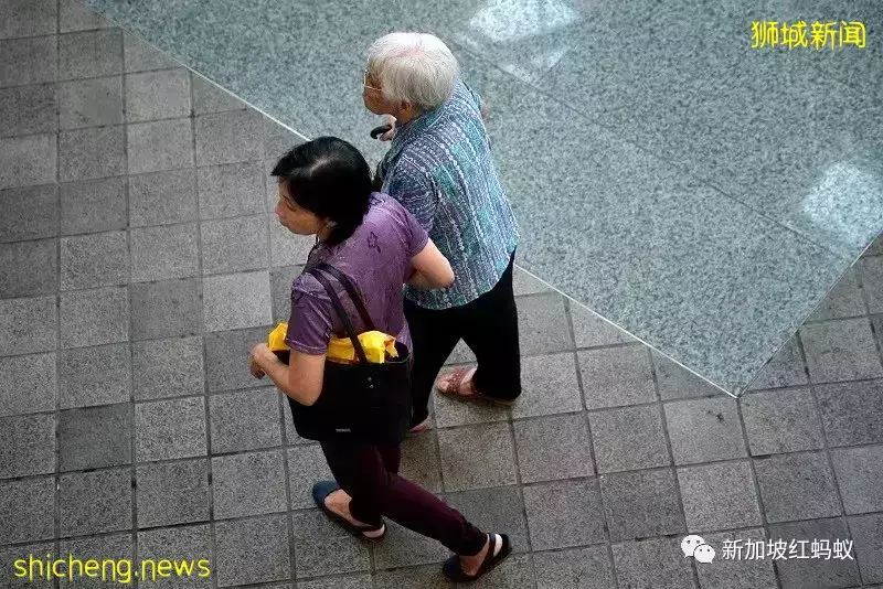 調查：一份工資要養父母養孩子　新港逾半數“夾心層”壓力山大