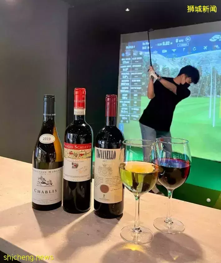 高级感满满的室内虚拟高尔夫球场@Marina Square