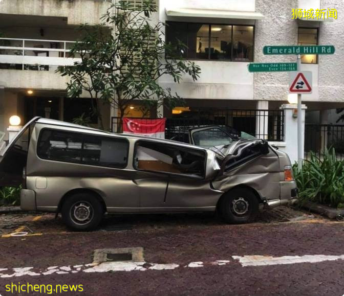 大雨过后, 7楼高大树直接倒落压倒面包车 