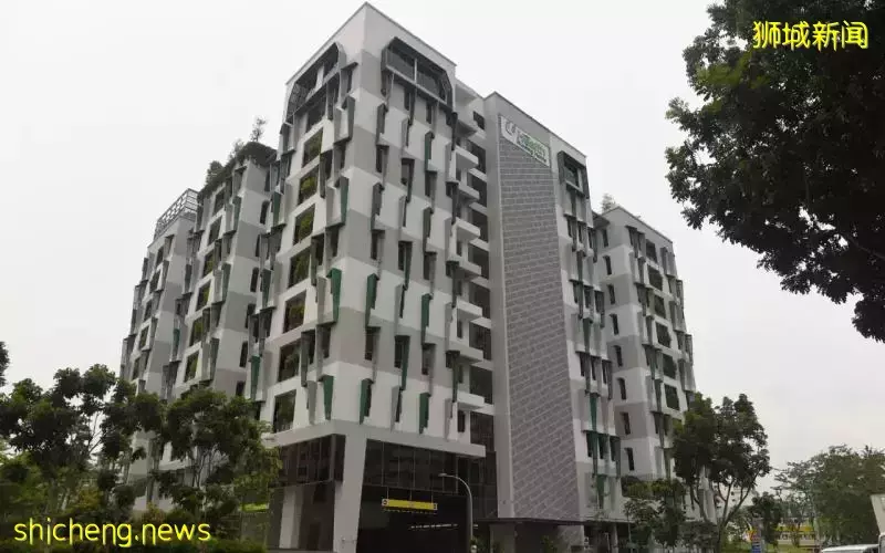 职总平价捐17万8000元 为两疗养院换节能灯