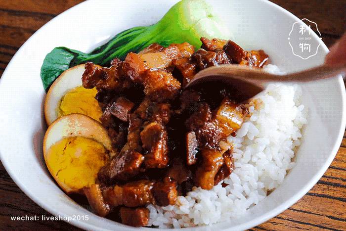 新加坡最好吃的鹵肉飯!!帶上你的味蕾假裝去台灣!!超正宗&創新鹵肉飯全覆蓋