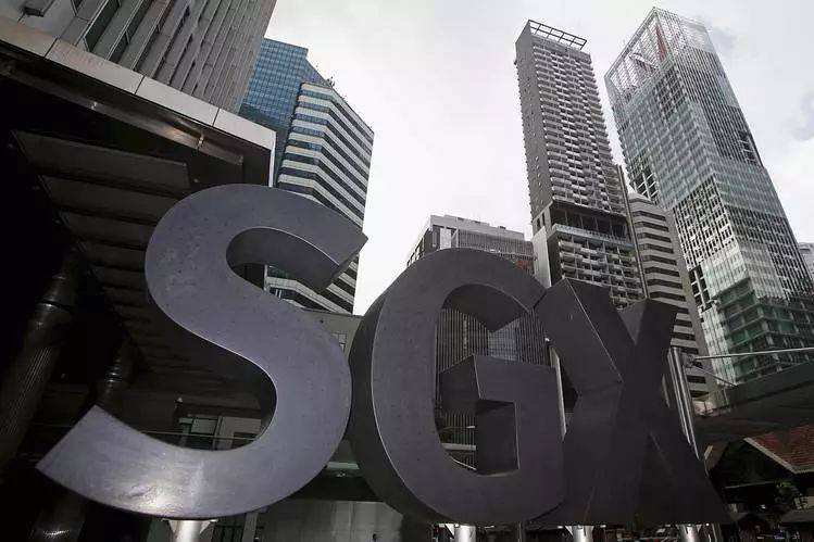 下個月!新加坡和中國香港互開旅遊!無需隔離!內地遊客經香港可以來了