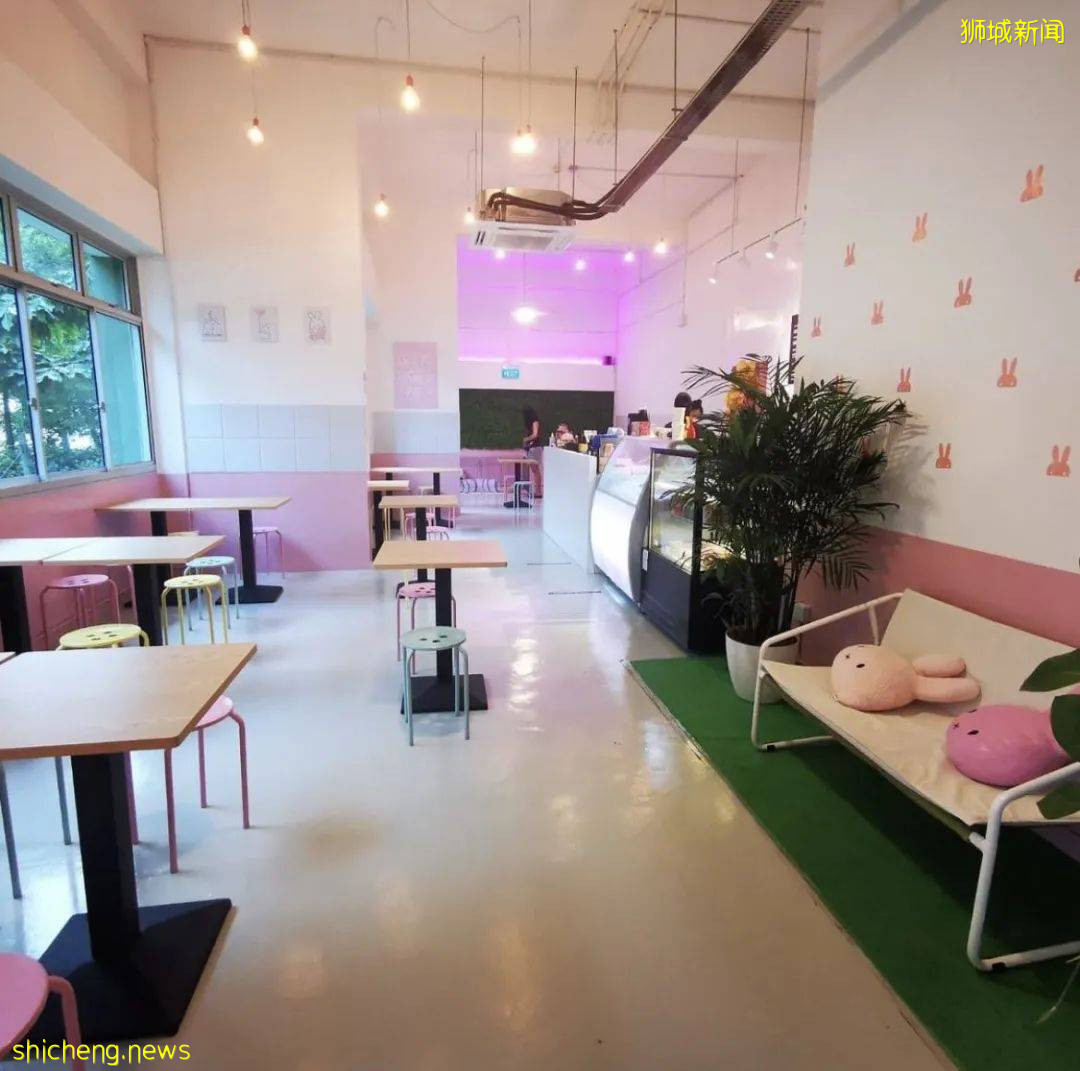 萌翻了！美食+萌宠，这家粉粉嫩嫩的兔子餐厅，你一定要去一次