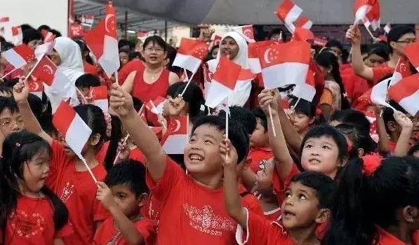 大批双国籍华人暴露了他们无法回国!新加坡的你一定要注意这几点