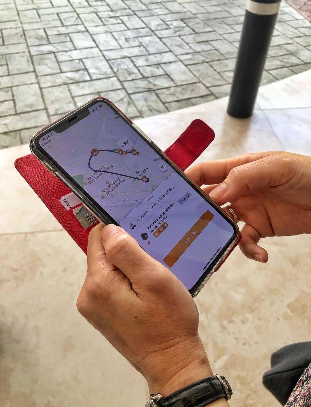 厉害了!新加坡试行首个无人驾驶收费巴士服务!通过手机APP就可以预约搭乘