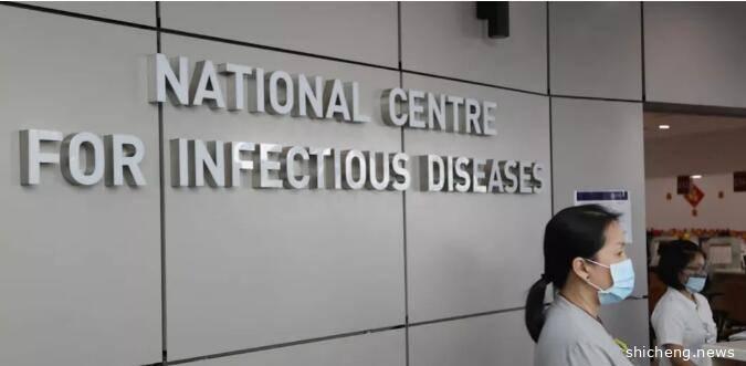 23岁女护士成新加坡国家传染中心首例确诊护士，网友质疑：防护服与中国天壤之别