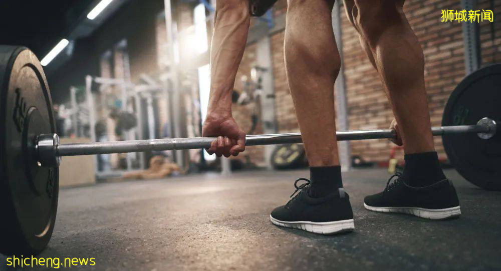 新加坡卫生部建议接种疫苗后避免游泳、骑自行车、举重和其他剧烈活动