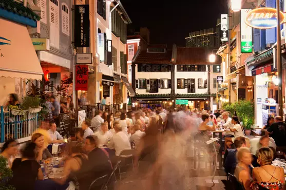 下周,這對武漢夫婦開始在新加坡坐牢!遣返後永久禁入!這些外國人也被撤銷PR、准證