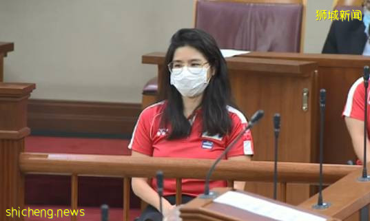 新加坡总理与残奥冠军秀自拍,眼尖网友发现:十三香!十三香