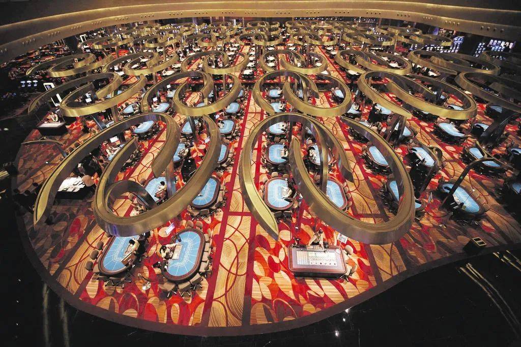 新骗局!新加坡地标酒店房间“便宜卖”,他捞走36万新币