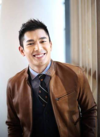 黄俊雄出海遇暴风雨 吓得请神救救他