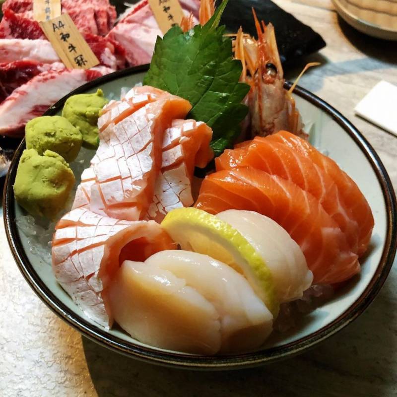 頂級A5和牛吃到飽！香港知名連鎖店Syohachi Yakiniku，開入新加坡！🆓 新店促銷4人用餐1人免費 + 午餐自助S$22.50++