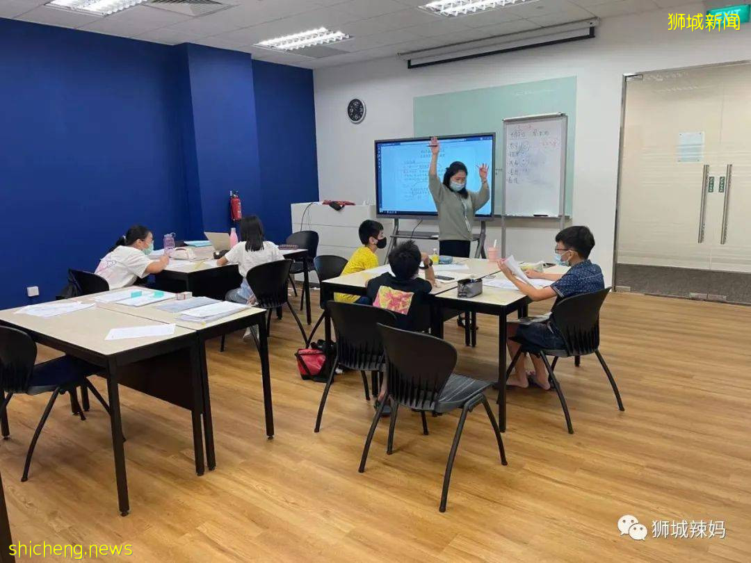 新加坡小六會考開考！華文考試竟然有人押中了真題