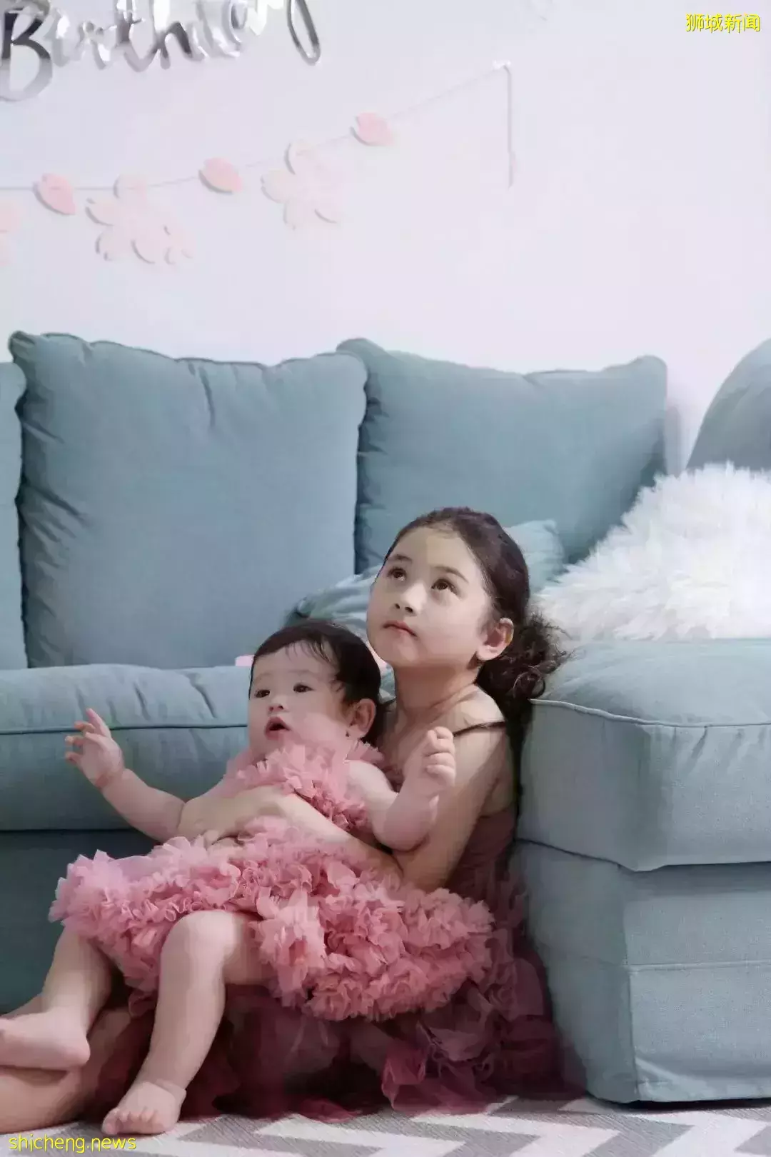 真的只有中国人“谈新冠色变”吗?看看新加坡跨国家庭怎么应对宝宝确诊