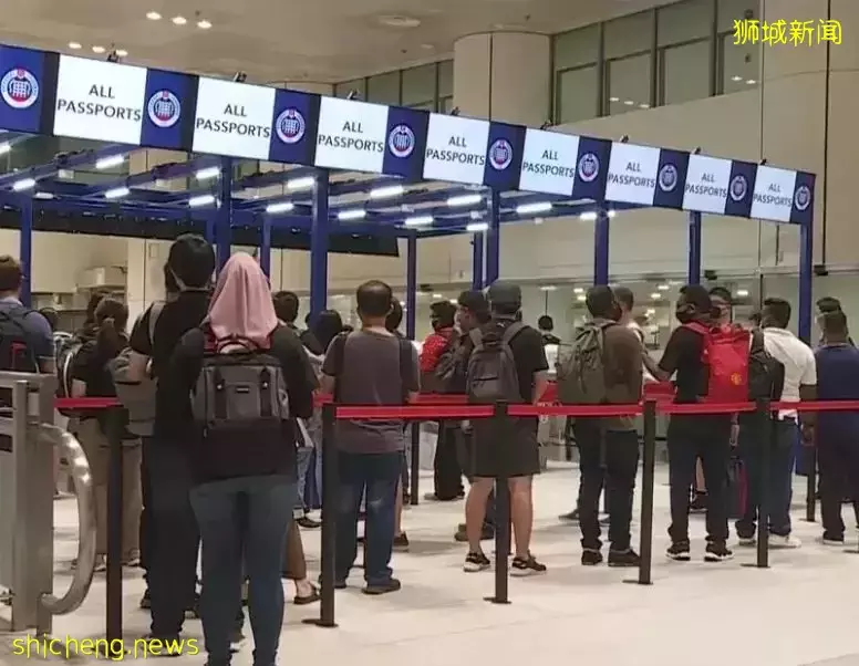 新币兑马币汇率暴涨后,他们都排队换钱了!下周去马来西亚更容易