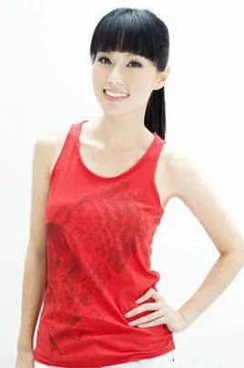 《宝莲灯》里不仅有最帅二郎神,新加坡演员饰演的丁香也美得很