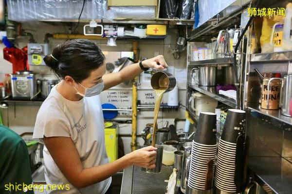 新国沙滩排球前国手 告别球场 当“咖啡妹”