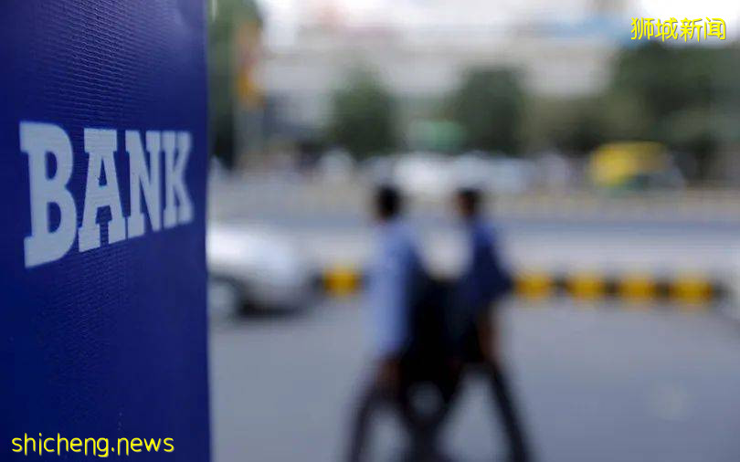 新加坡大量外籍医护人员辞职,半年人数翻倍!银行业也缺人招聘中