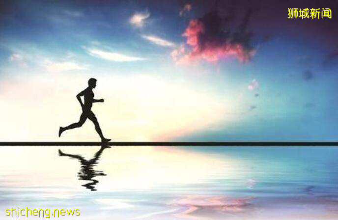 新加坡一老男人醋劲上头砍“情敌”,网友:和女生并排走这么大风险