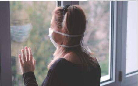 新加坡“居家康复计划”下周真来了！50岁以下感染新冠自行在家中休养