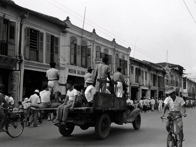亚洲四小龙之一的新加坡,经济仅与广州相仿,那为啥能成发达国家