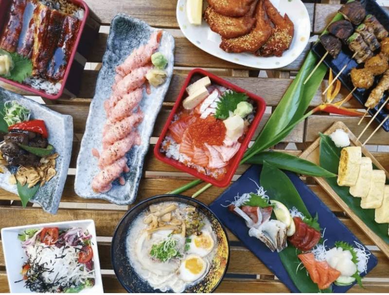 新加坡11月美食折扣！自助餐5折！日料、国菜买一送一