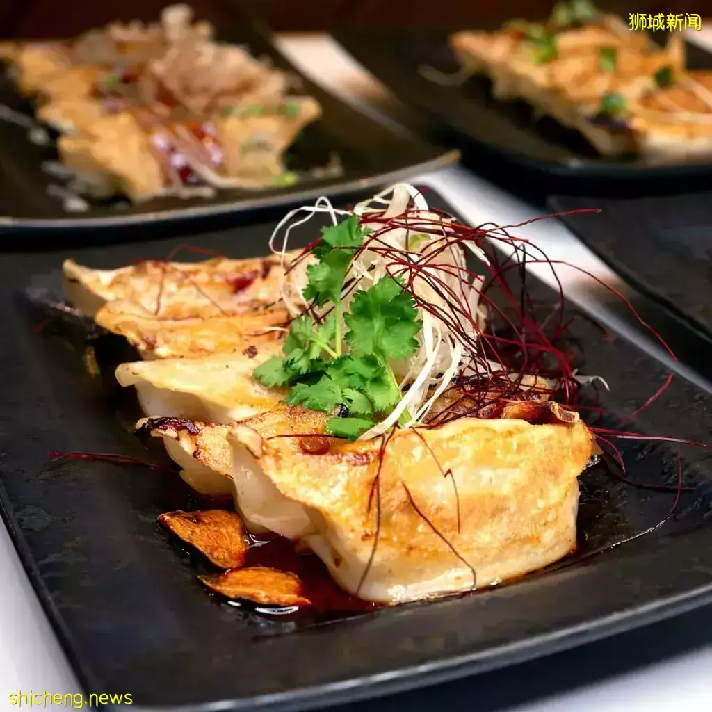 三月份吃喝玩樂攻略🎊 S$14.80餃子吃到飽、一年一度櫻花展、限定下午茶、新店開張