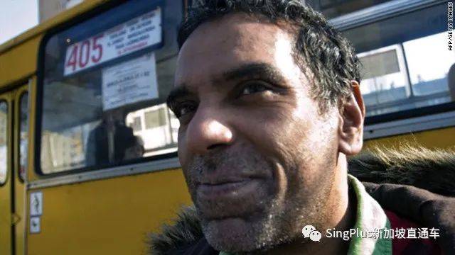 新加坡應該明白，在這件事上中國絕不會讓步