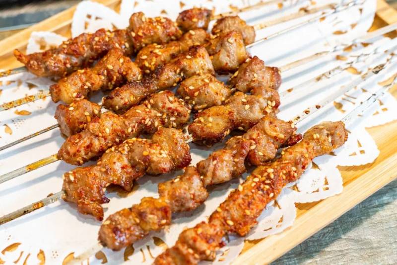 吃火锅自助就送烤鱼！好来屋年终劲爆福利已上线