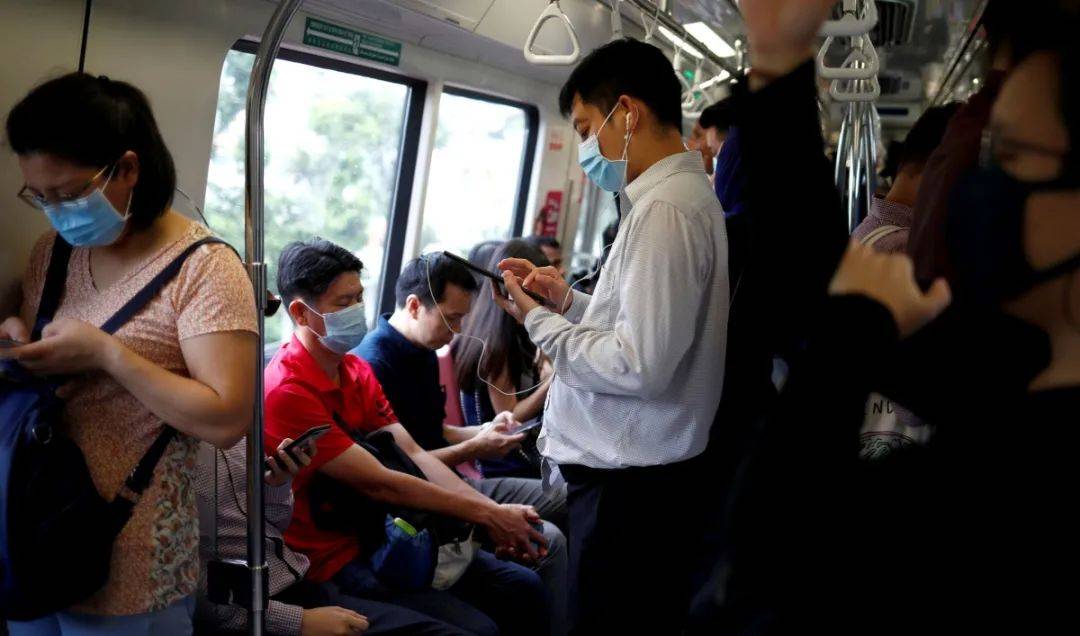 中國香港禁止從新加坡出發的新航飛機落地!發生了什麽