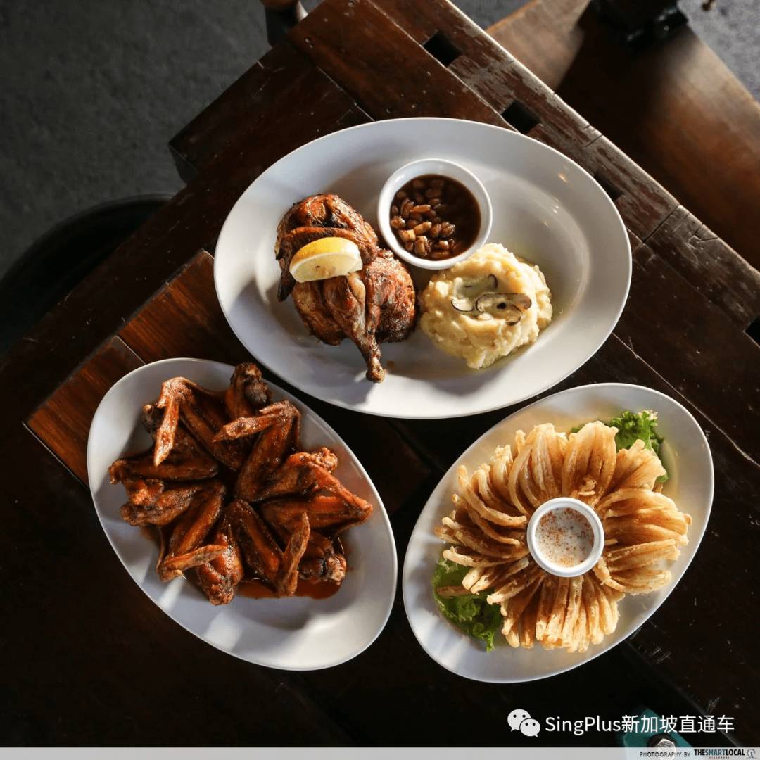 居然有人願意一天都泡在新加坡吉爾曼軍營?有點兒意思