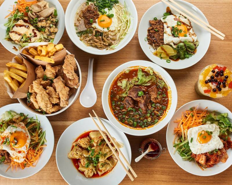 新加坡最好吃的鹵肉飯!!帶上你的味蕾假裝去台灣!!超正宗&創新鹵肉飯全覆蓋