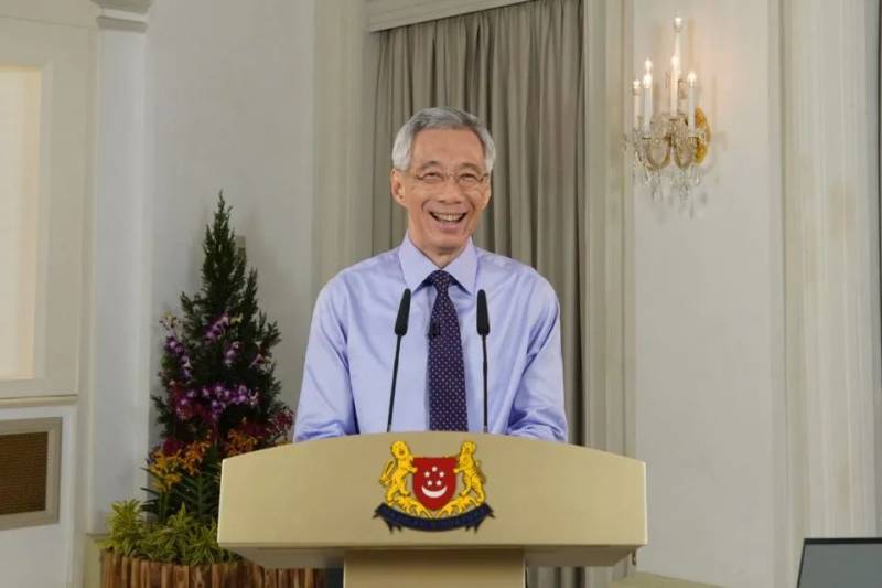 昨天,李显龙总理终于笑了!新加坡熬出头,解封第三阶段全部政策汇总