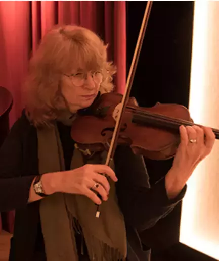 在新加坡不會買樂器？找不到心儀的老師？該參加什麽比賽？看這篇就懂了