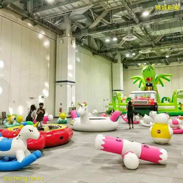 室内大型充气城堡嘉年华闪现滨海湾金沙!一波遛娃走起来