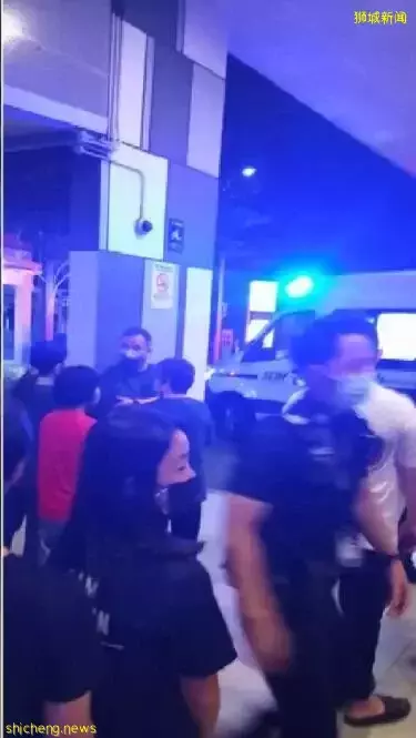 新加坡组屋凌晨突发大火，网友回忆：着火单位就在我脚下，火势太大