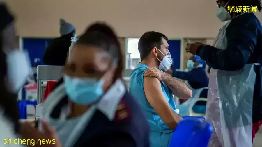 何晶：接種過兩劑科興/國藥，MOH推薦第三針打輝瑞/莫德納