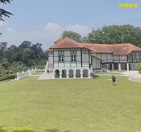 隐藏在葱葱绿树里!新加坡闹市区有个网红景点,百年前竟是大使馆
