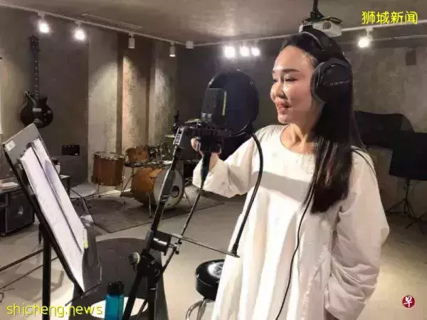 攜手8星爲小販拍MV 範文芳自嘲 忘上次發片日