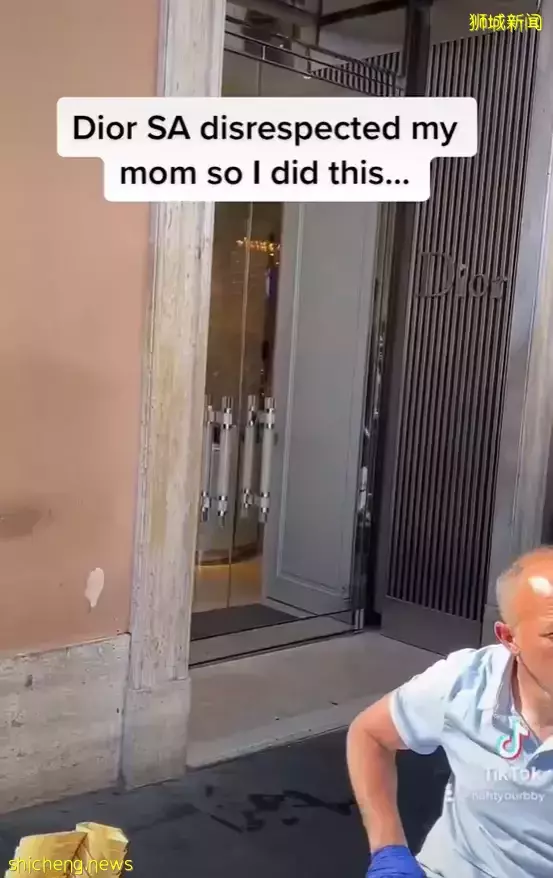 “我的妈妈在罗马奢侈品店遭遇店员白眼,我是这么反击的!”