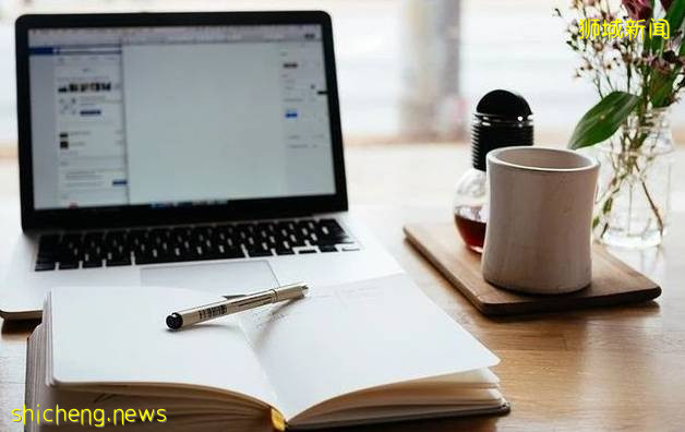 新加坡中小学居家学习首日，学习平台不堪负荷，教育部发文致歉