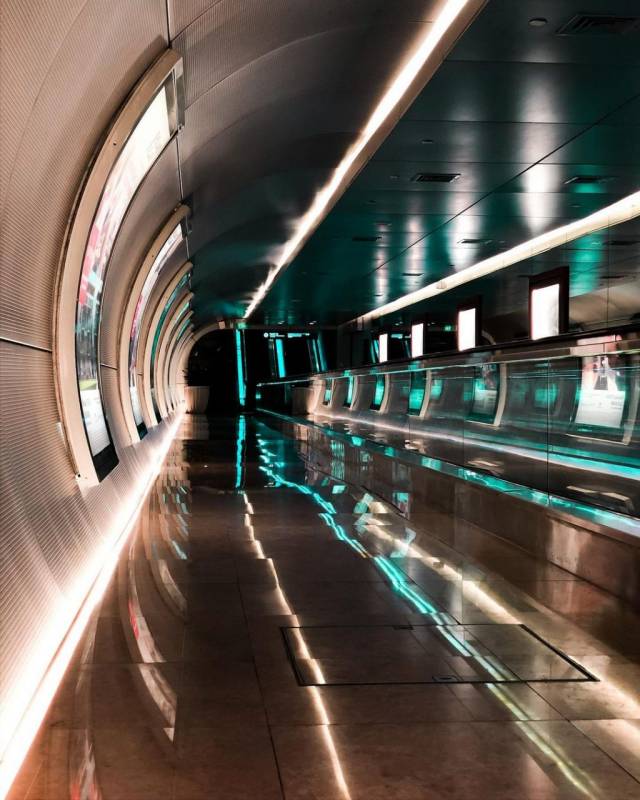 新加坡城市秘境✨ 闖入鮮爲人知的地下通道!時空交錯、穿梭未來