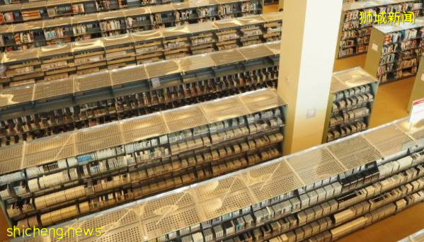 新加坡政府宣布：公共圖書館將放寬人數限制，客容量上調至50%